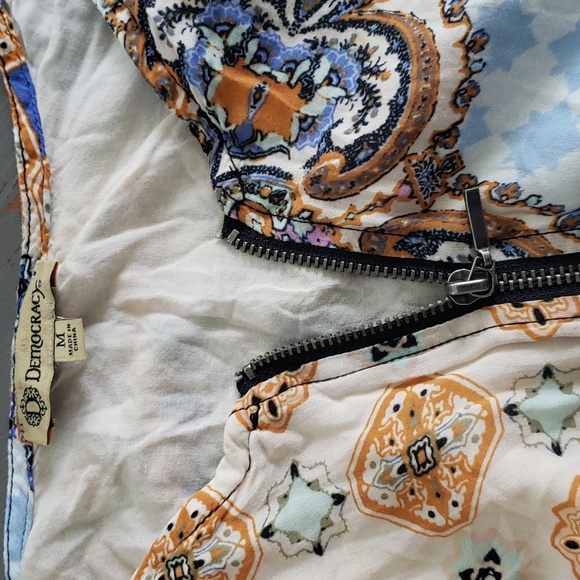 Democracy ladies tatted top - Picture 8 of 11